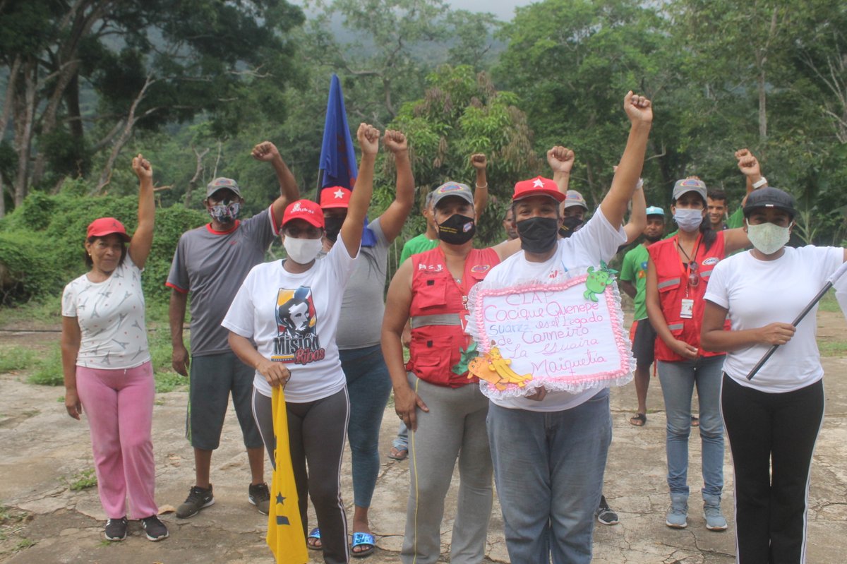 LogicasaOficial's tweet photo. #23Mar #LogiNoticia📰🗞️ ||🚛🇻🇪✊¡Somos compromiso!🚛🇻🇪✊

La Fuerza Trabajadora de @LogicasaOficial, continúa el acompañamiento de cada proceso productivo en las distintas comunidades y localidades del Edo. #LaGuiara.

¡Producir es Vencer!

#VenezuelaTierraFértil
#ClapEnVictoria https://t.co/XHK7q5e9wp