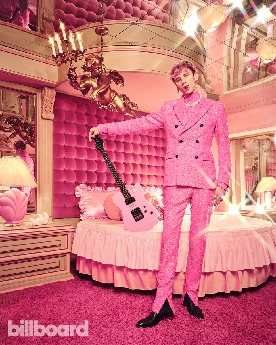 billboard's tweet image. “The 2010s was great for singers and rappers, and I was part of that. But I think we needed something else: We needed an instrument." —@machinegunkelly on bringing back guitar-based music 🎸 

Read his full Billboard cover story: blbrd.cm/Hdqk1qC