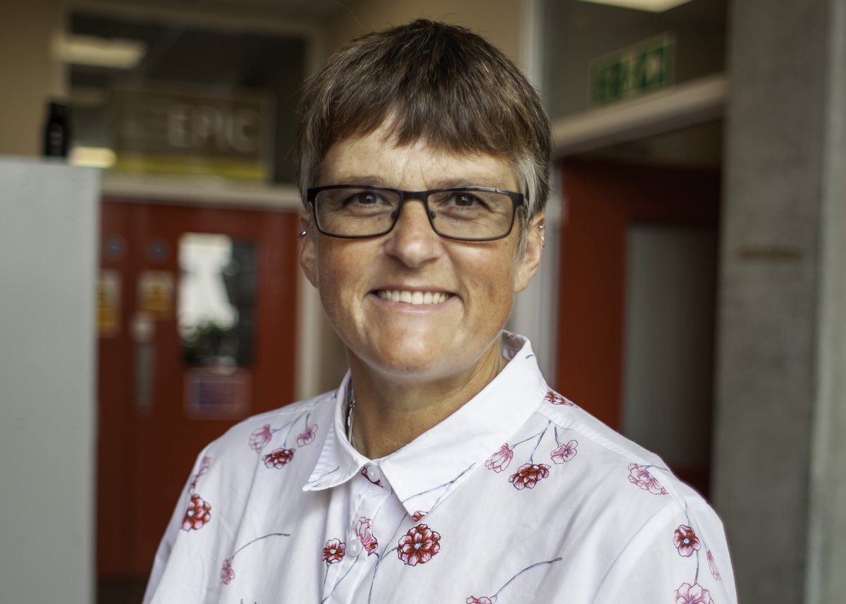 RIPEproject's tweet photo. “Conducting my research, discovering something new and driving ideas forward motivates me on a day-to-day basis,” said RIPE’s Tracy Lawson in her recent profile feature in @NewPhyt
Read more about Tracy and her research here: https://t.co/hORPrjZDfi🌱
#RIPEproject #RIPEresearch https://t.co/PnRXz15LCj