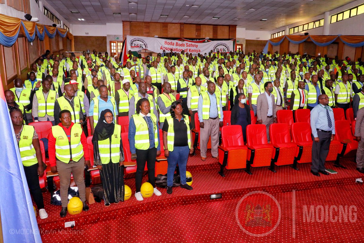 InteriorKE's tweet photo. CS Dr. @FredMatiangi has assured Boda Boda operators that the requirement to register all of them is not a plot to impose more taxes on the sector. The objective is to instill order and reform a sector that supports 2.5 million people and significantly contributes to the economy. https://t.co/SAsCPzLmrX