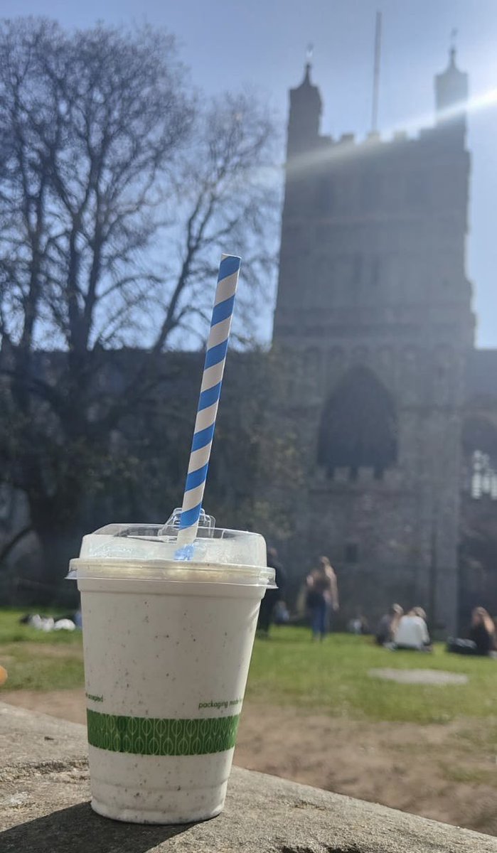 IntrotweetUK's tweet photo. Days at our Exeter office call for milkshakes down by Exeter Cathedral - bliss! 🌞💙 #ExeterOffice #Exeter #TeamIntrotweet https://t.co/NHxnaQ74cU