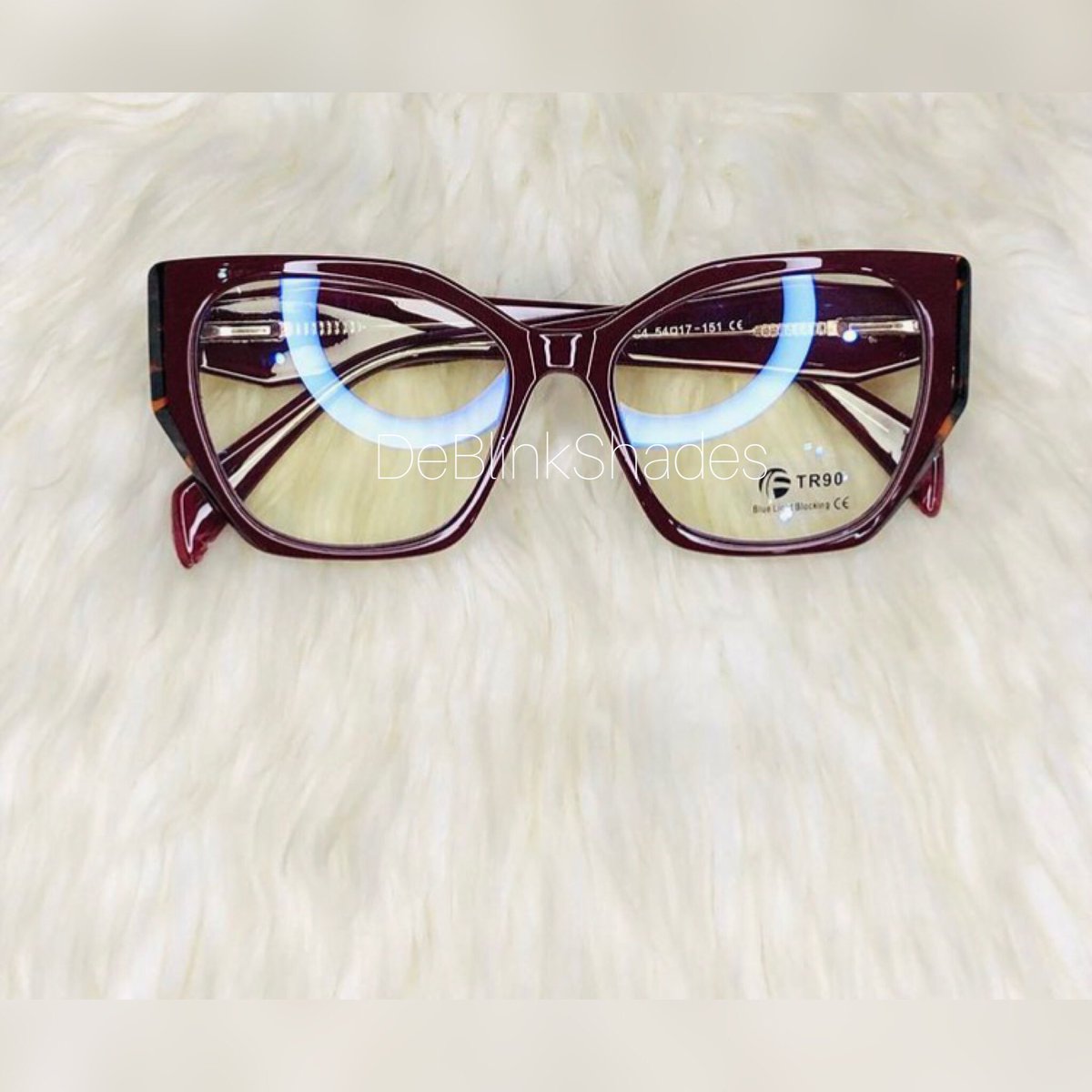 DeblinkEmpire's tweet photo. Optical frames 
6500 naira only 
Please kindly retweet 🙏🏼 https://t.co/95ONYq8mfy