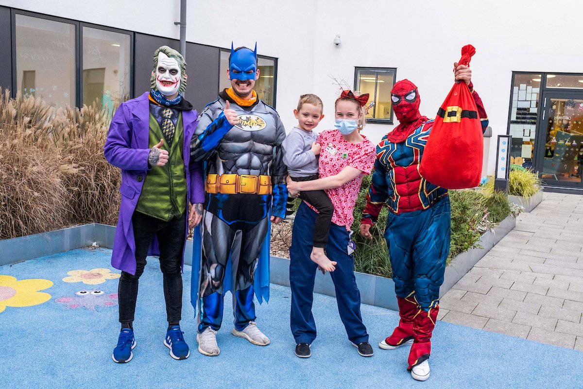 echcharity's tweet photo. A very happy 1st birthday to the Royal Hospital for Children &amp; Young People! 🥳 We're honoured to support the 1000s of children, young people &amp; families who visit this world class hospital &amp; the phenomenal NHS teams. One whole year in our new home - here's to many many more! 🎉🎈 https://t.co/xgRPYCUsBs