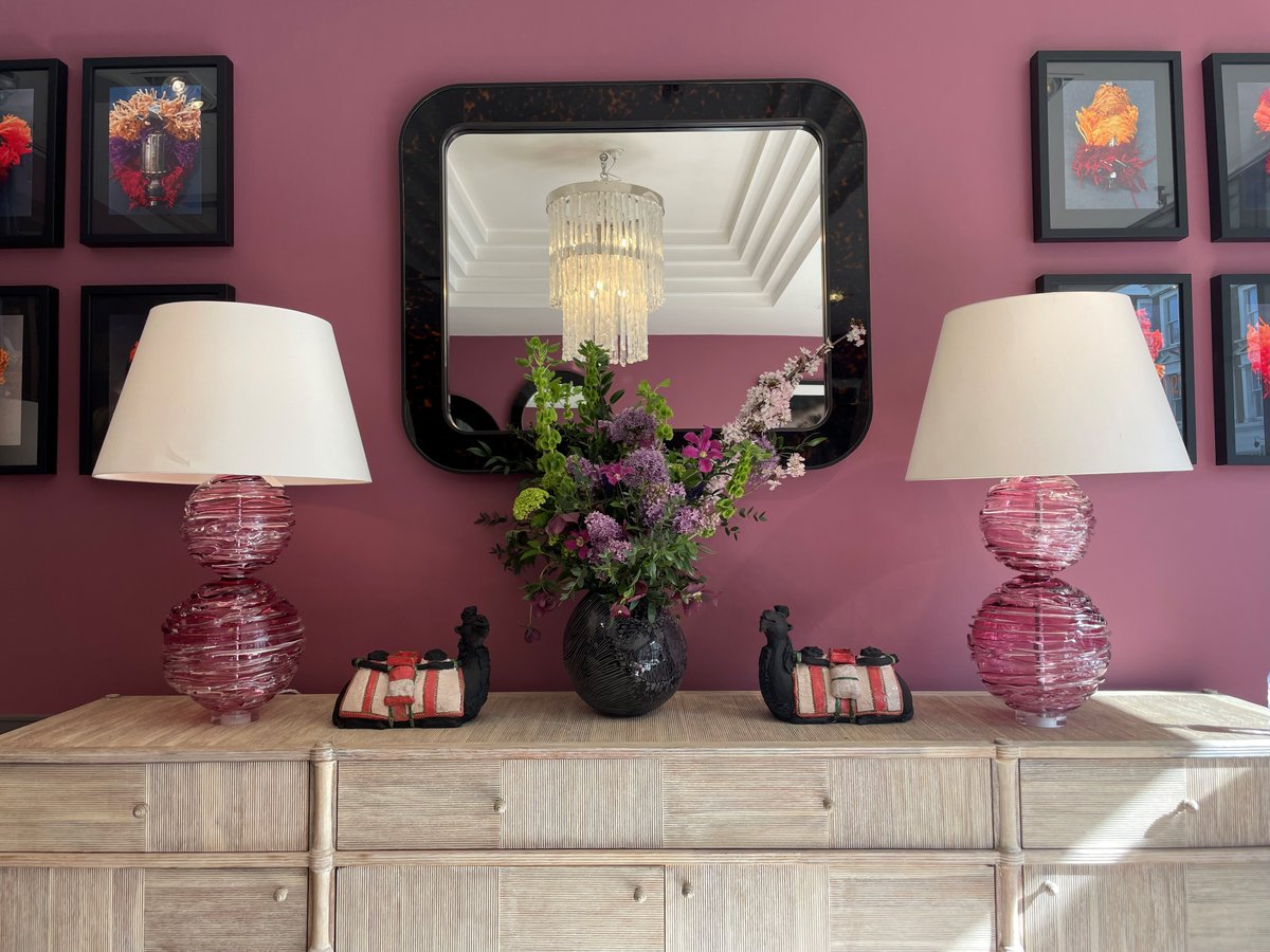 Introducing the Arno rectangular mirror with a tortoiseshell finish. We love the contrast against our Chelsea Rose paint colour.