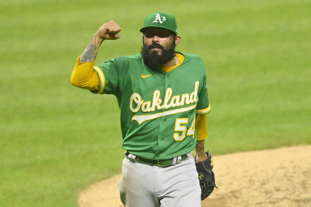 MLB Trade Rumors tweet media