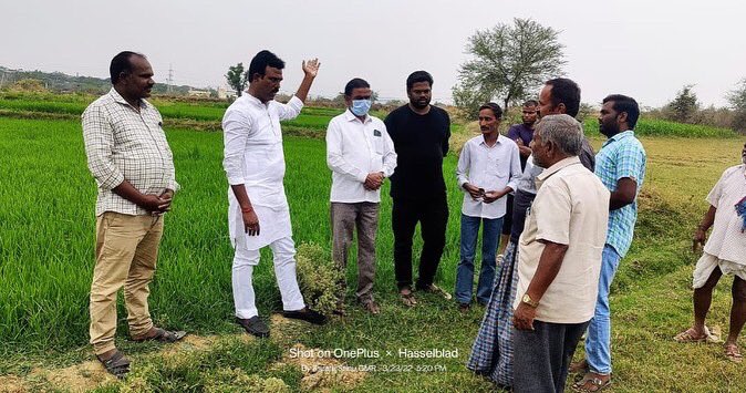 meegmr's tweet photo. Followed the land grabbing issue even in my #devarakadraassembly #boothpur mandal…spoke and assured the respective land owner. Under any circumstances @inctelangana will stand with the people who are being tortured by @telanganacmo local officials through @trspartyonline leaders https://t.co/38VrPOGo4E