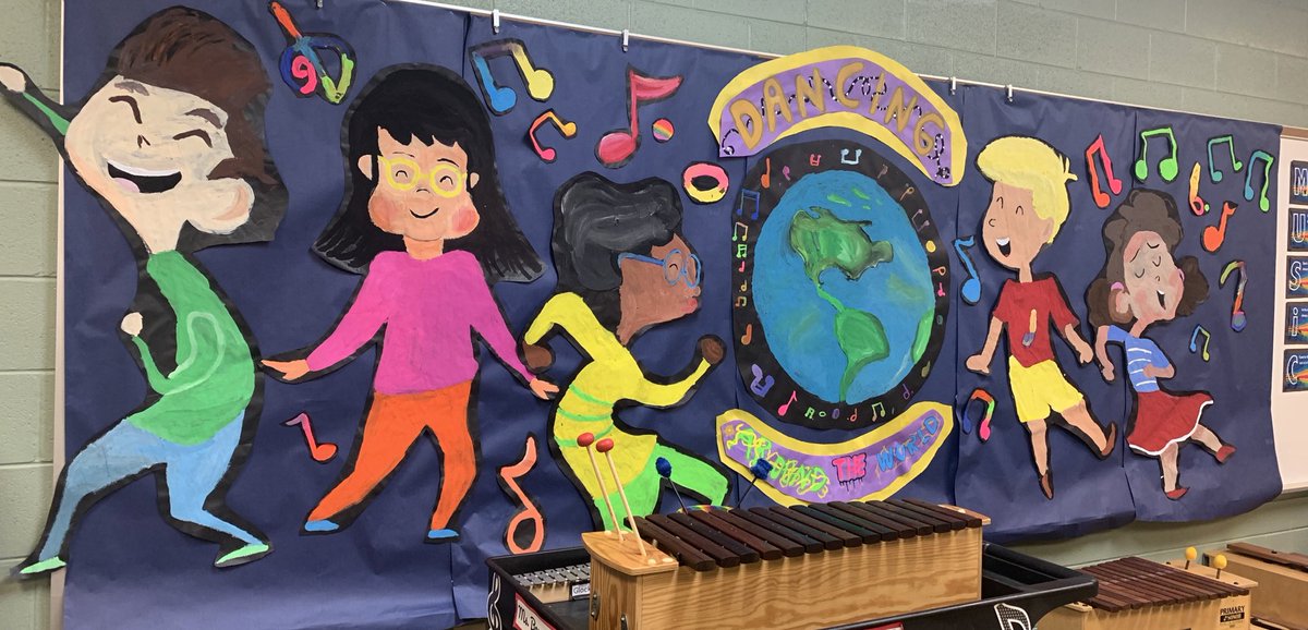 d61bornschein's tweet photo. Tune in to the 3rd Grade Concert TOMORROW at 2:00 PM! #d61learns Shout out to @d61misiora for amazing artwork yet again! https://t.co/0vSMi2vmBq
