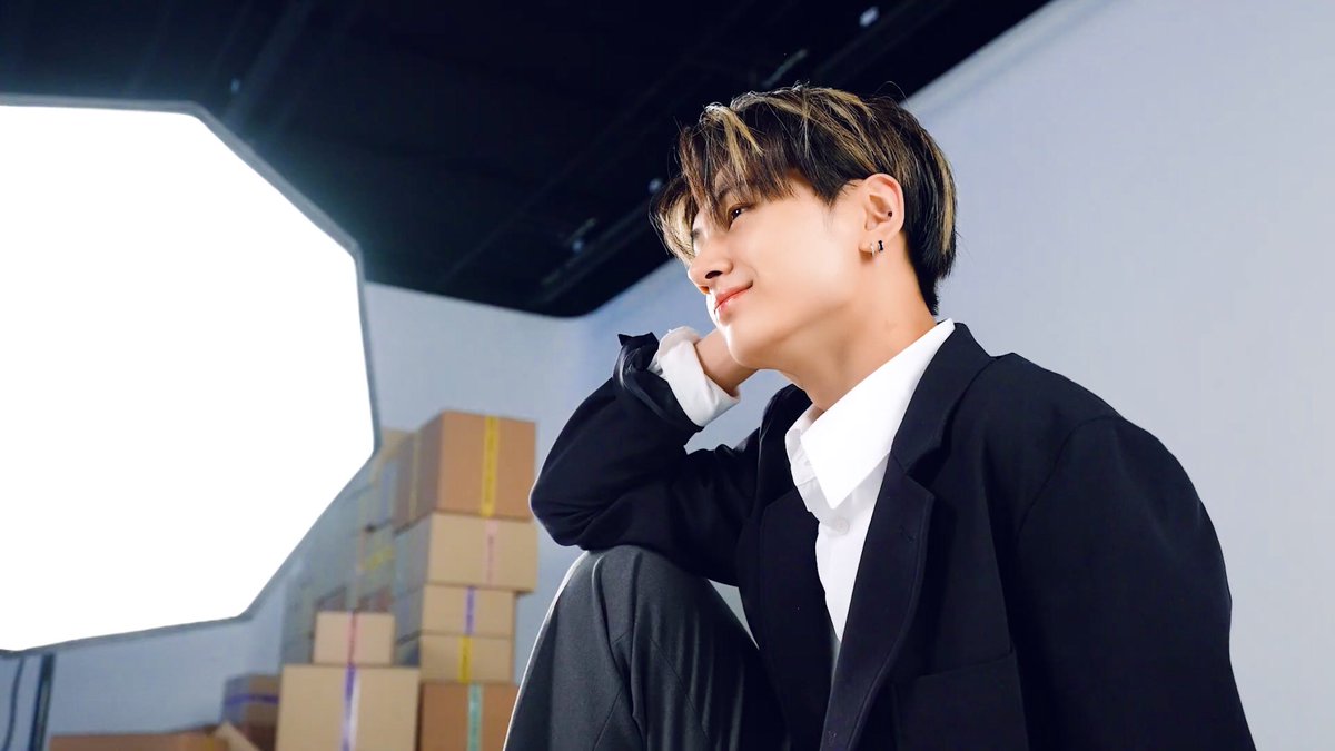 archivesofjay's tweet photo. 𓏔 Model Park Jongseong in 4K. 
     #enhypen #jay #enhypen_jay https://t.co/ewxJ03YSHI