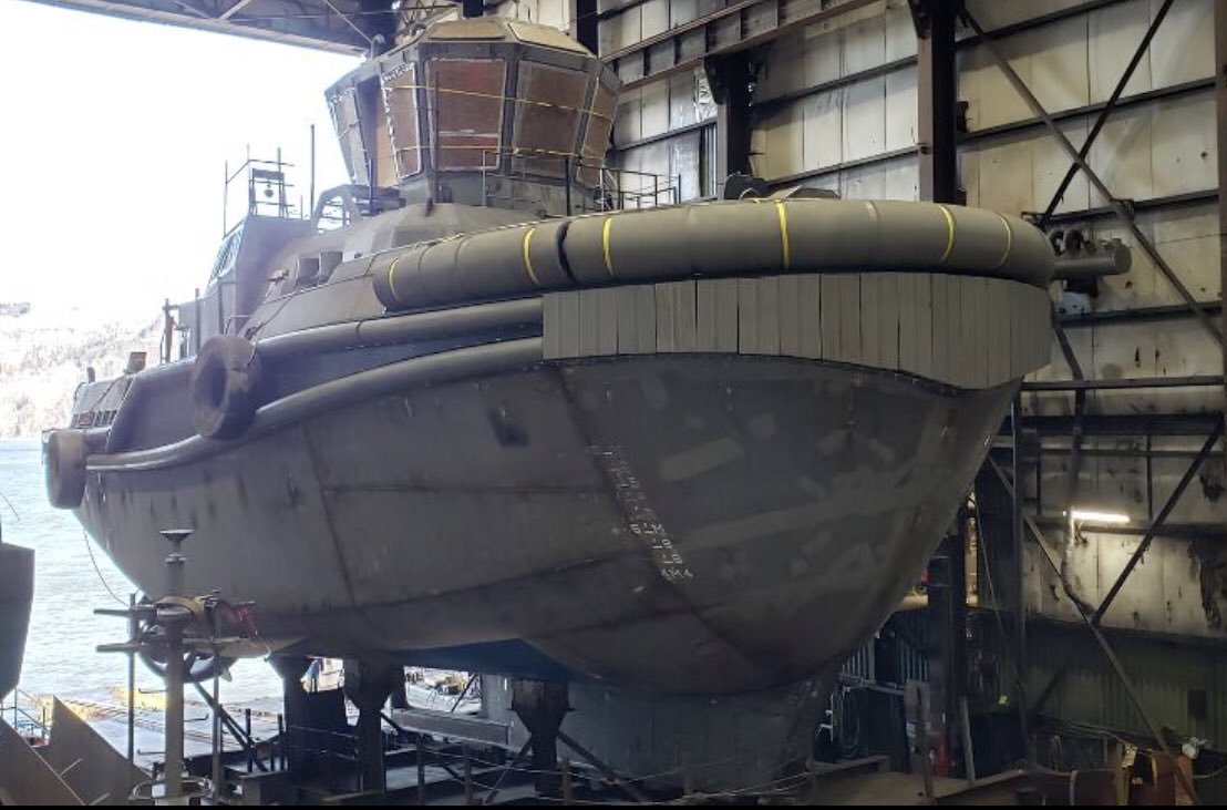 RCNintheUSN's tweet image. Coming to a West Coast naval port near you this fall. I think I see non-marking fenders…Bosn’s and CO’s across #canfltpac rejoice. Now just make sure you remove those old tires which result in thousands of hours of hull scrubbing/painting each year.