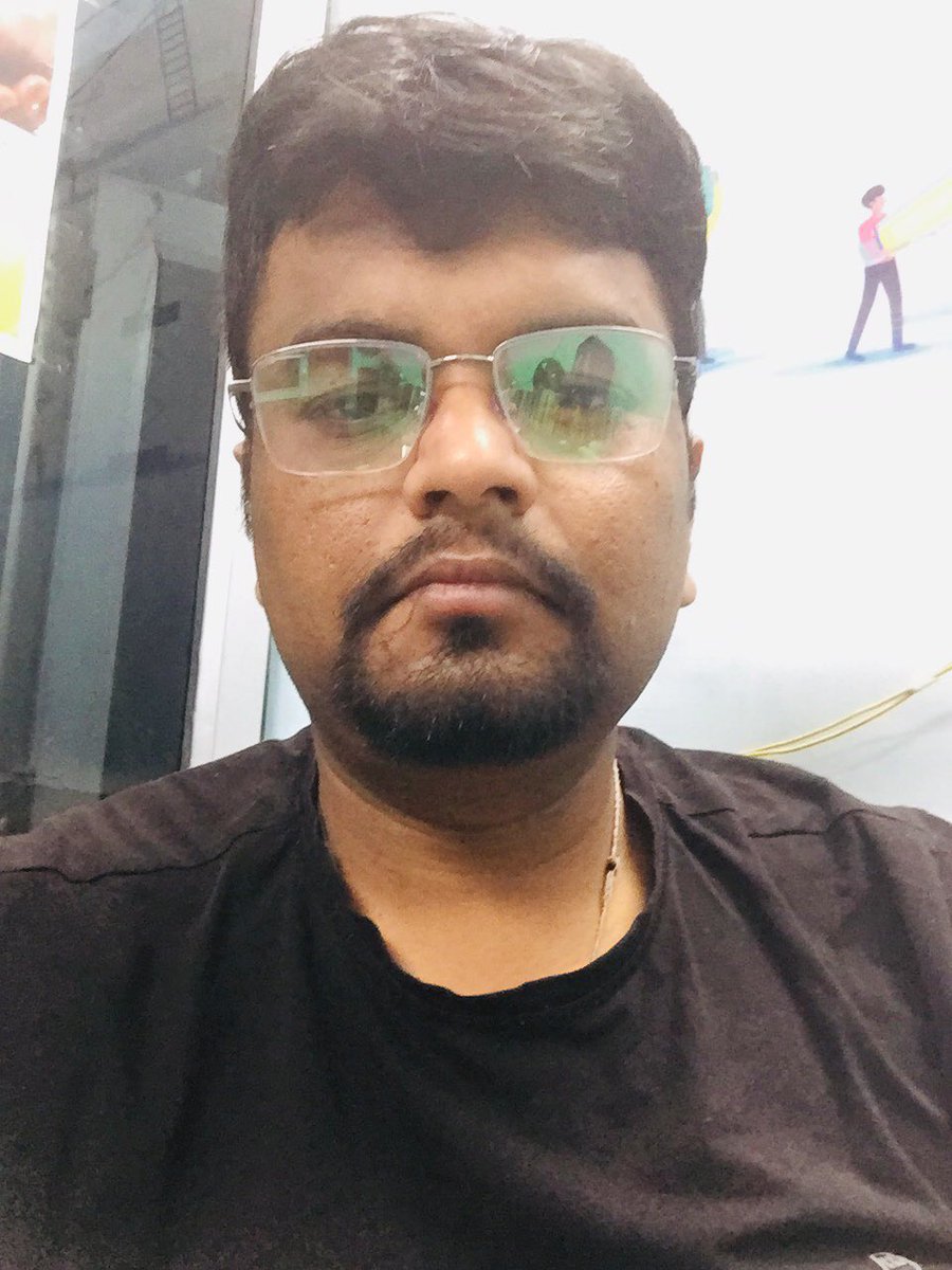 keshavprofile's tweet photo. Handsome तो मैं पहले भी बहुत था , मगर स्नैपचैट फ़िल्टर ने यक़ीन दिला दिया 🤪😂

वैसे लड़कियों के लिए एक मेसिज है 

Makeup पर ख़र्चा करना बंद करे , 
Insta फ़िल्टर आज ही यूज़ करें 
क्यूँकि यहाँ
बिना मेहनत के आप ख़ूबसूरत भी लगेंगी 
और फिर कई लाखों पैसे भी आपके बच जायेंगे 
🙏🤪 https://t.co/BesasauiPB