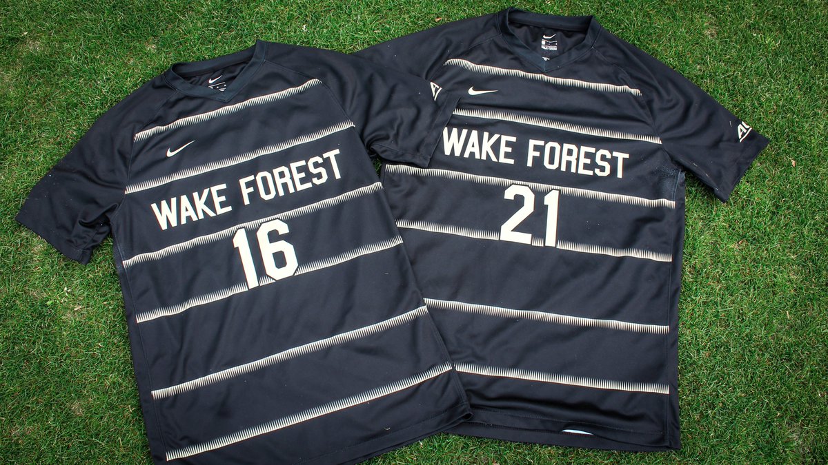 𝘼 𝙘𝙡𝙖𝙨𝙨𝙞𝙘 𝙡𝙤𝙤𝙠.

Now is your chance to bid on our game-worn black jerseys with a portion of proceeds benefitting H.O.P.E.

👕: godeacs.com/auctions

#GoDeacs 🎩