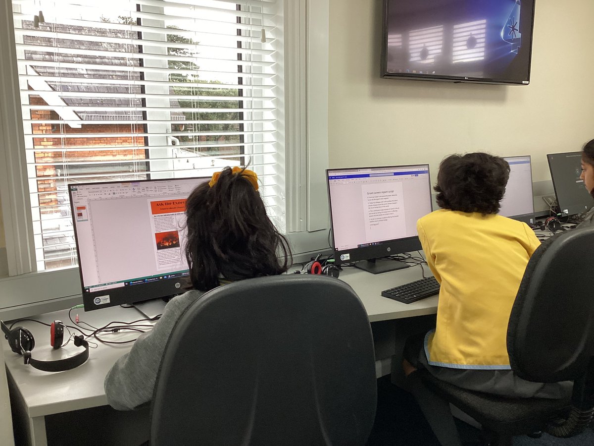 StainesPrepDigi's tweet photo. In #StainesPrepDigitalLearning #StainesPrepYear6 have worked hard in groups to record various multimedia news reports, including green screen and audio.
#StainesPrepBeYourBest #StainesPrepWay @DoInkTweets https://t.co/CZj6yGmJAw