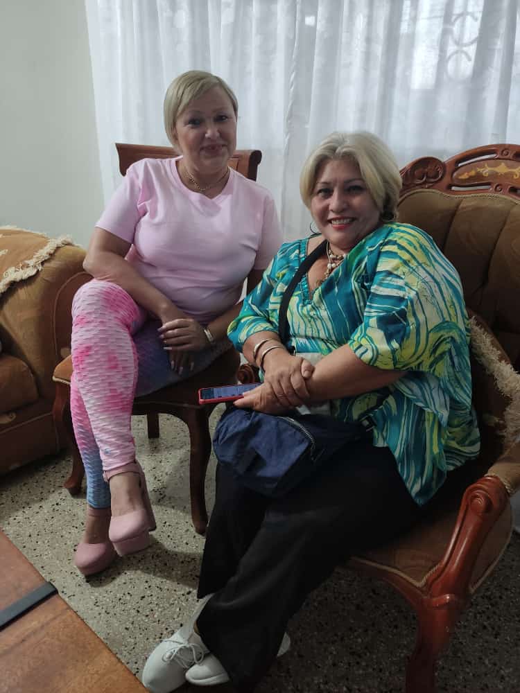 Misión Cumplida , mi bella Zendy Es una corona de gloria para Dios cuando una de sus hijas es reconocida  por su nobleza, su lealtad , por su profundo amor, humildad ..por eso y más nos sentimos satisfechos por la labor cumplida,hasta la Victoria Siempre.
*Dip. Damelis Chávez,