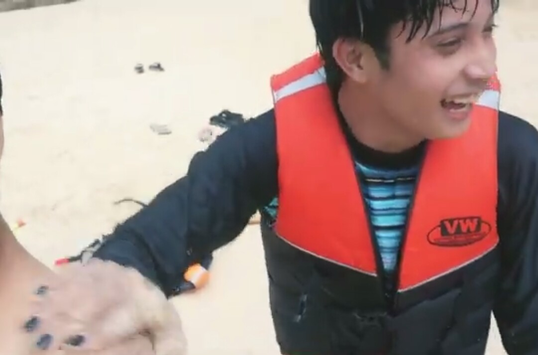 kentinflrtz's tweet photo. the cutest photo sequence for today's video♡

I'm cryinggg😭

@SB19Official #SB19_KEN 
#Bazing_SB19 https://t.co/nNibKgdHPR