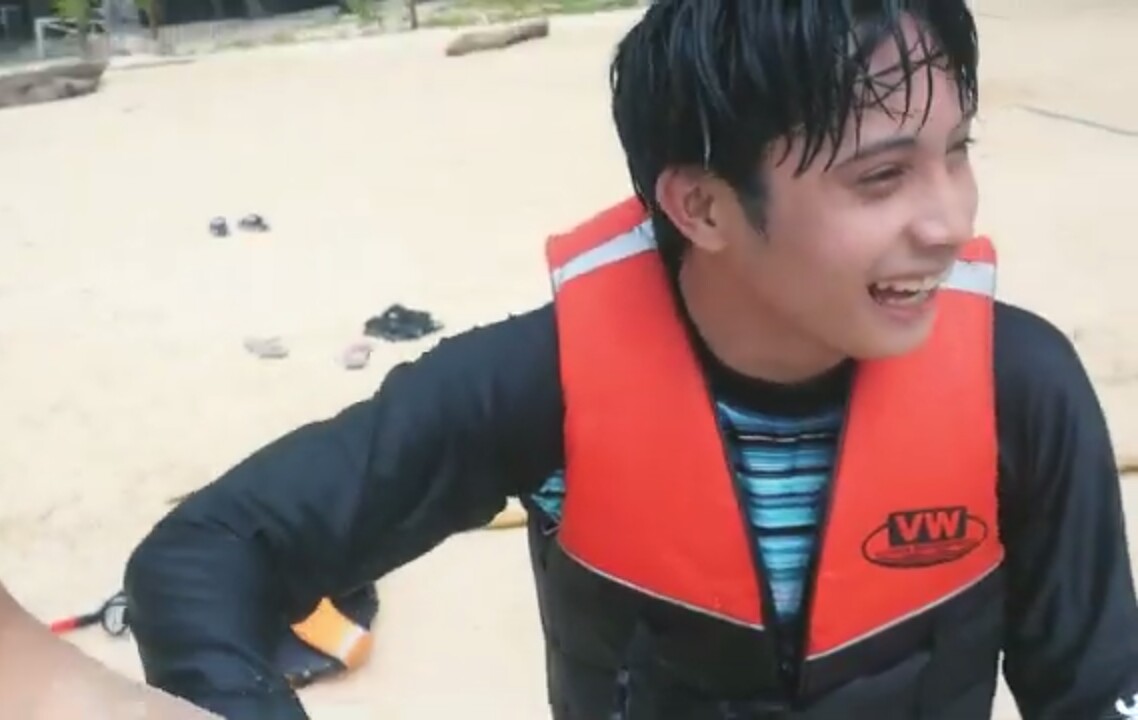 kentinflrtz's tweet photo. the cutest photo sequence for today's video♡

I'm cryinggg😭

@SB19Official #SB19_KEN 
#Bazing_SB19 https://t.co/nNibKgdHPR