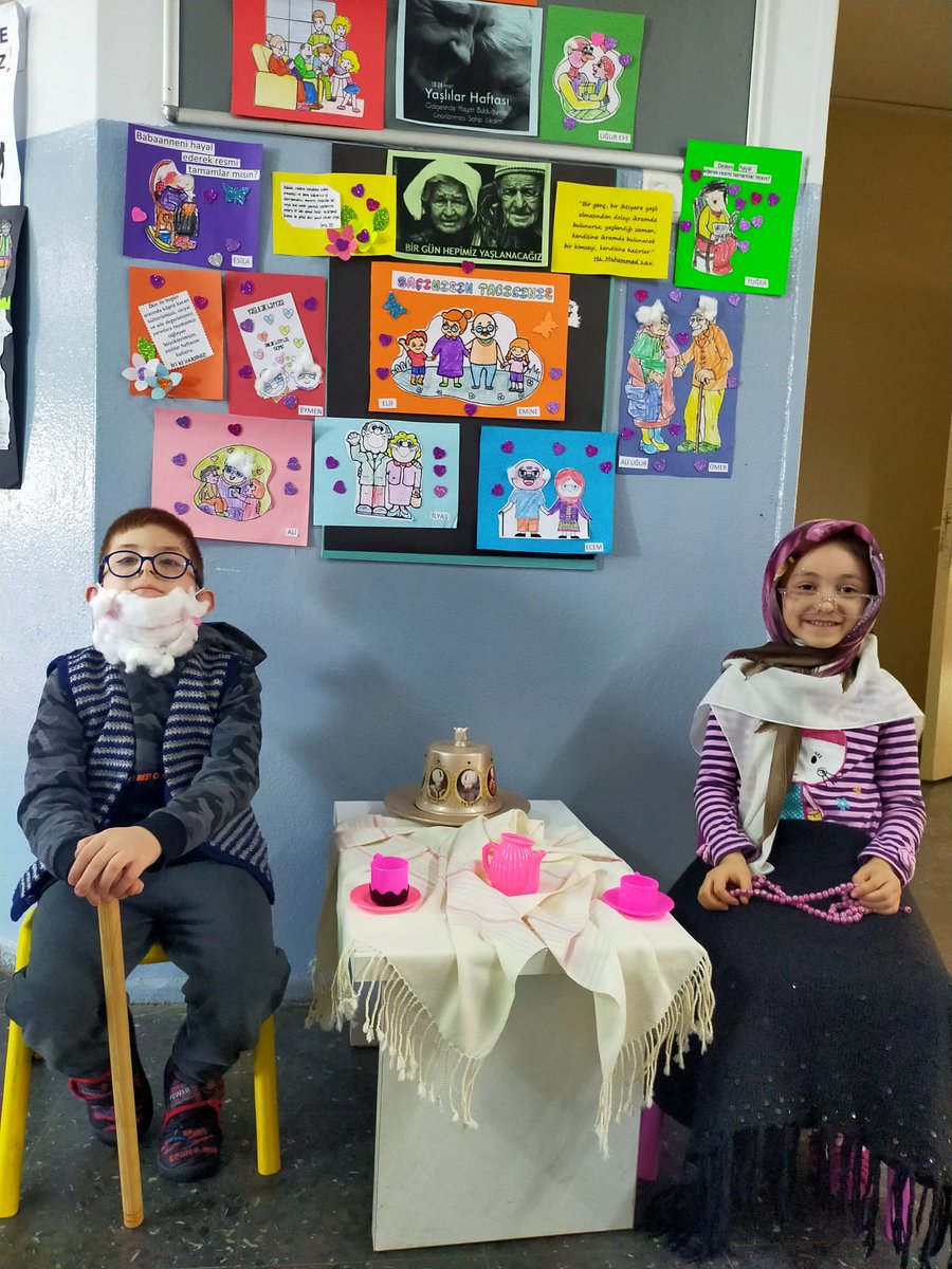 Şehzadeler Halk Eğitimi Merkezi Anasınıfı öğrencilerinin Yaşlılara Saygı Haftası Etkinliği.
<a href="/il_mem_45/">Manisa İl Millî Eğitim Müdürlüğü</a> <a href="/sehzadelermem/">Şehzadeler İlçe Millî Eğitim Müdürlüğü</a> @hayatboyuailesi