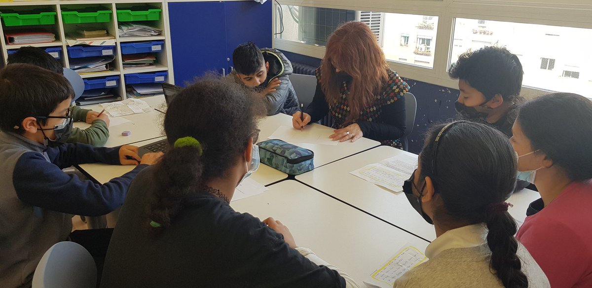 Ha estat un plaer tornar avui a l'Escola Rubén Darío per conèixer els avenços dels alumnes de 5è en el disseny del videojoc del projecte #cientifiks.
Els desitjo molta sort en el concurs. Heu fet una feina increïble!
<a href="/UNESCOChairESCI/">UNESCO Chair ESCI-UPF</a> <a href="/ESCIupf/">ESCI-UPF</a>