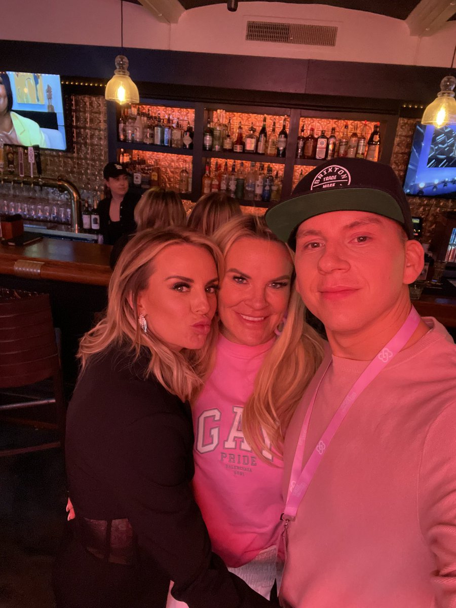 trixiemattel's tweet photo. just like my pioneer ancestors, i’m hungover. ❄️ @whitneywildrose @heathergay29 https://t.co/q4rYWCKrzs