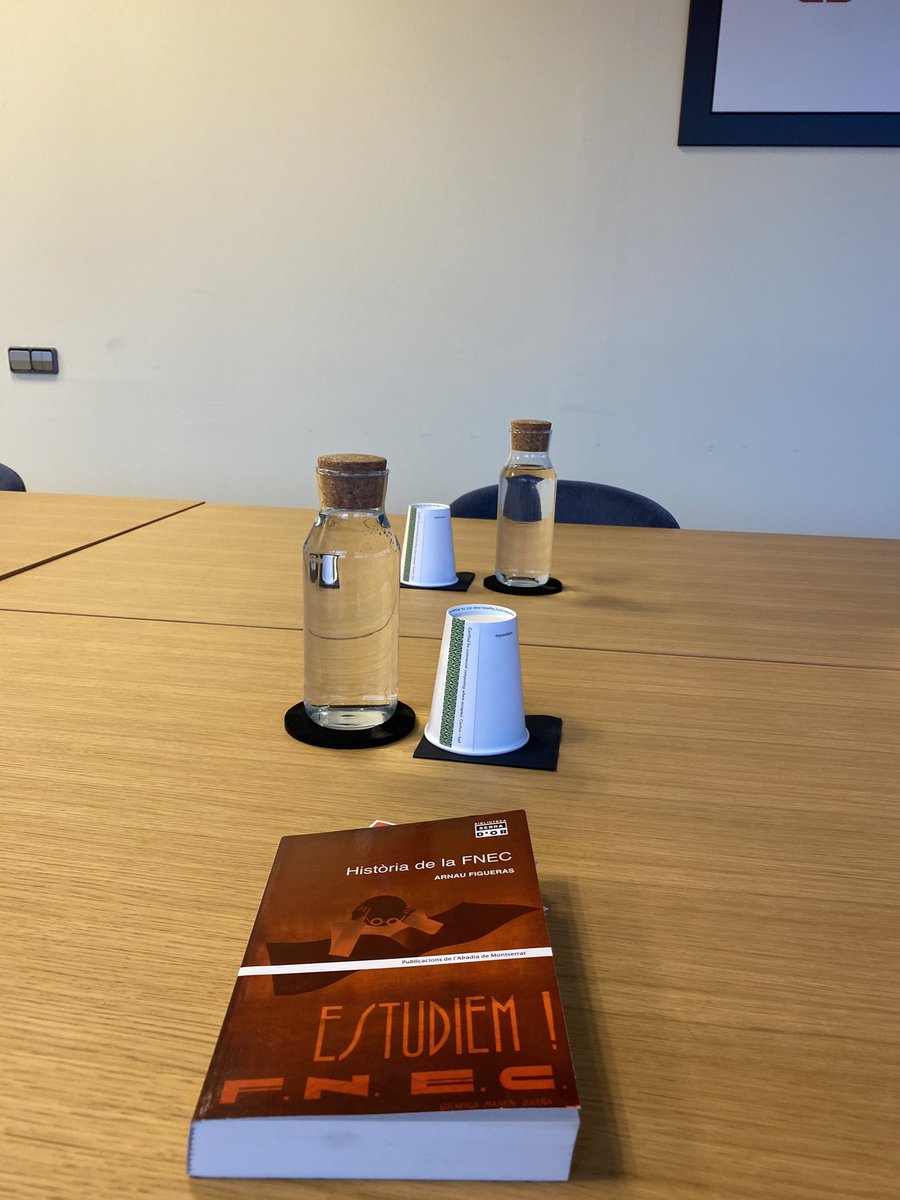 FNEC URL tweet media