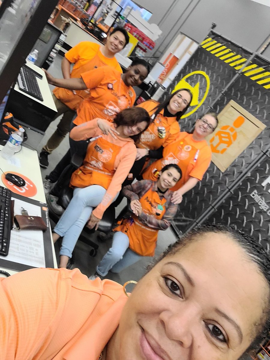My Orangeblooded Service Desk associates displaying their team spirit! Way to go guys!!
<a href="/SharptonDavid/">David Sharpton</a> <a href="/BrentNorwood2/">Brent Norwood</a> <a href="/KathrynEpps3/">Kate epps</a> <a href="/mlindsey1223/">Mandy Henry</a> <a href="/ChipElbers/">Chip Elbers CXM 6979 Winder, GA 👨‍👨‍👧‍👦⚾️🍊</a>