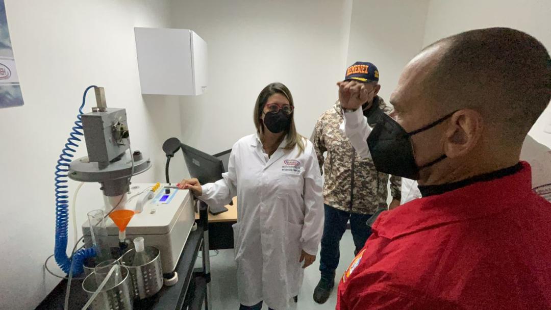 #LoDijo| El Ministro A/J <a href="/CeballosIchaso1/">@FuerzaDinamica Remigio Ceballos Ichaso</a>,“Hemos reparado una inmensa cantidad de equipos en materia de meteorología,tenemos más de 500 estaciones hidrometeorológicas reparadas a nivel Nacional, estamos trabajando para fortalecer la Protección del Pueblo”