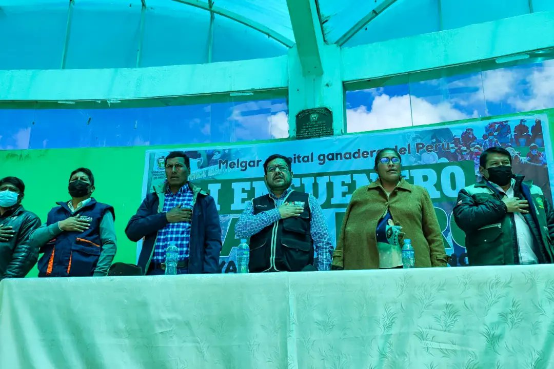 CarlosZeballosC's tweet photo. Participé en el “I Encuentro Ganadero”, realizado en el campo ferial, Eduardo Tapia Cruz de la ciudad de #Ayaviri, donde recogimos las demandas de mis hermanos productores agropecuarios.

@7kamiche
@eslimachi @HamletEcheverri @BetssyChavez @GuilleBermejo01 @yonhy_lescano https://t.co/lqDcKfPv7R