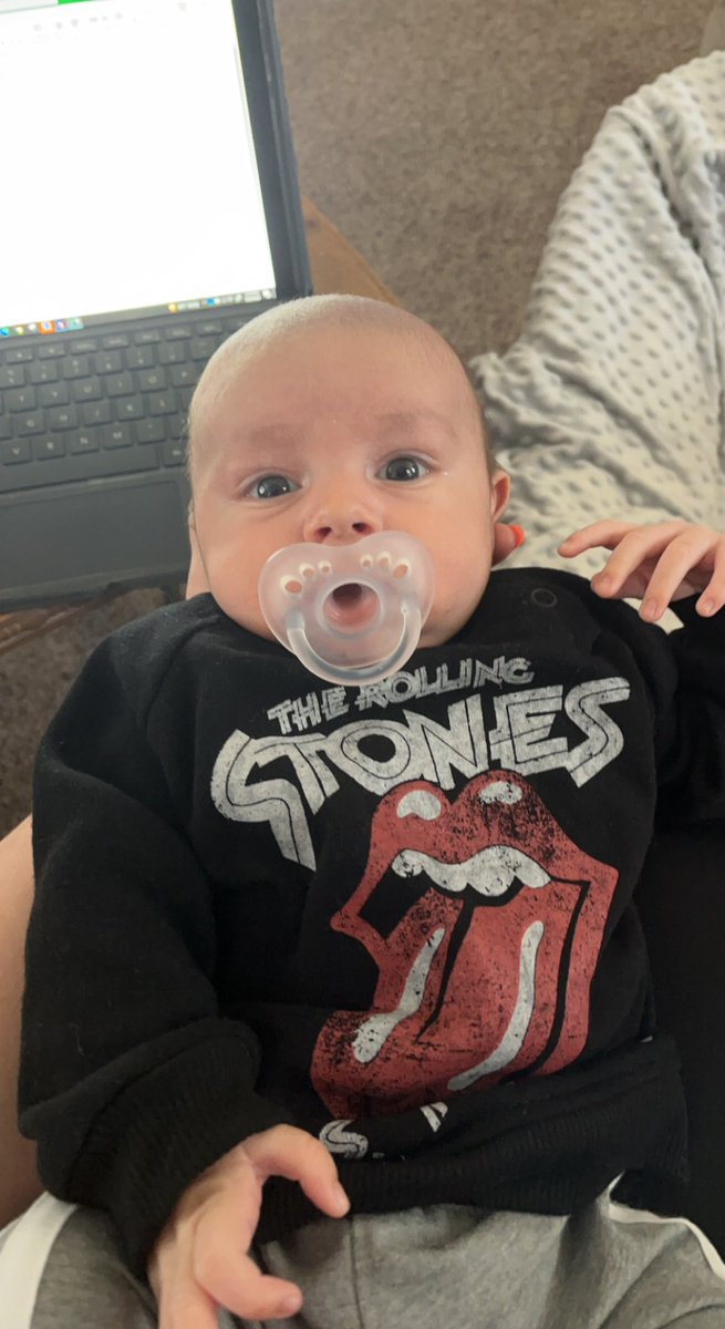 Baileyjai2's tweet photo. Being an auntie is the best feeling in the world! ❤️ https://t.co/oj4eb5OjTC
