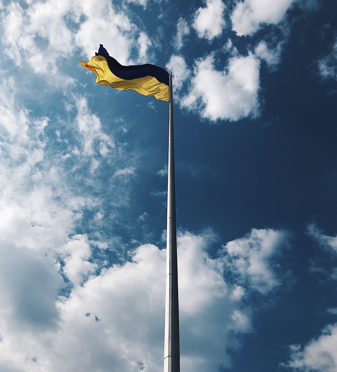 TheFilmLabTO's tweet image. One of our team members has been volunteering with Foundation Ukraine, which is doing amazing work to support Ukrainians overseas. If you want to donate to this foundation, please visit this link for more information: fundacjaukraina.eu/?lang=en