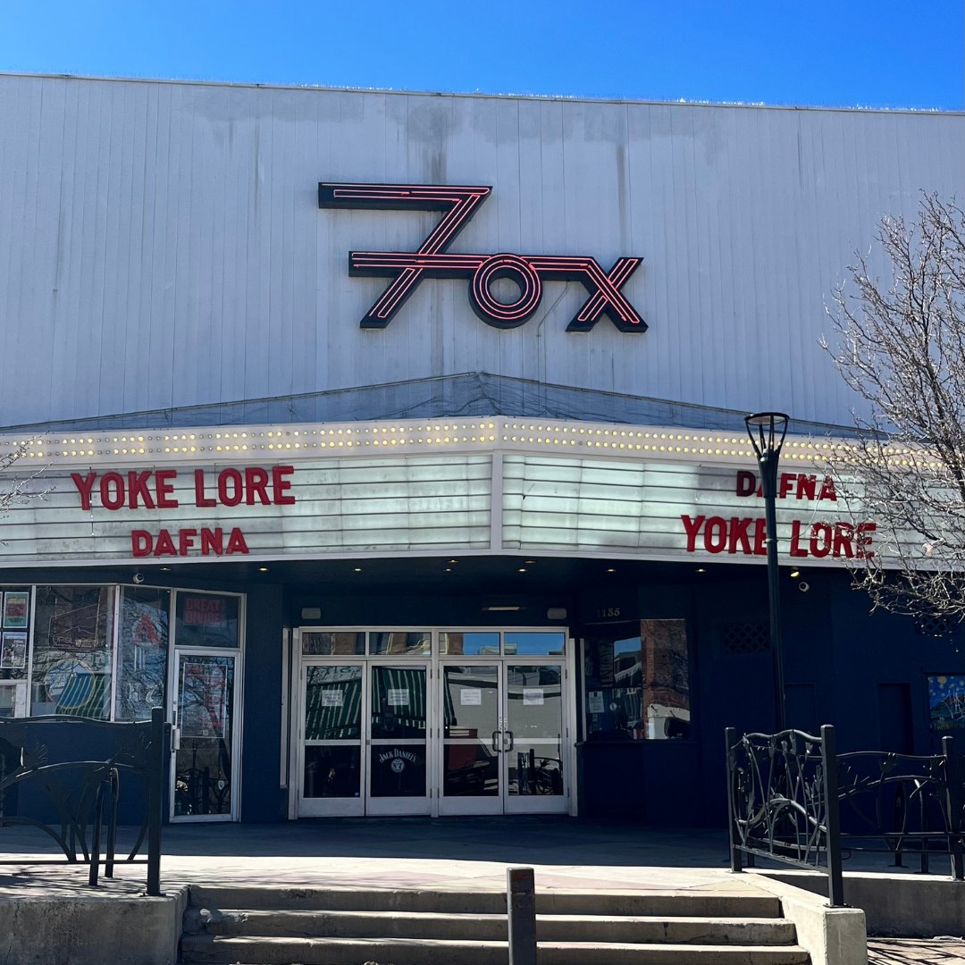 foxtheatreco's tweet photo. 30 Years in 30 Days - Day #23 

Life moves on, but these memories are forever! Check out what our building looked like in 1961 vs 2022.  

#FOX30TH #Throwback  

📸: Carnegie Branch Library for Local History https://t.co/IQ07aqXyp3