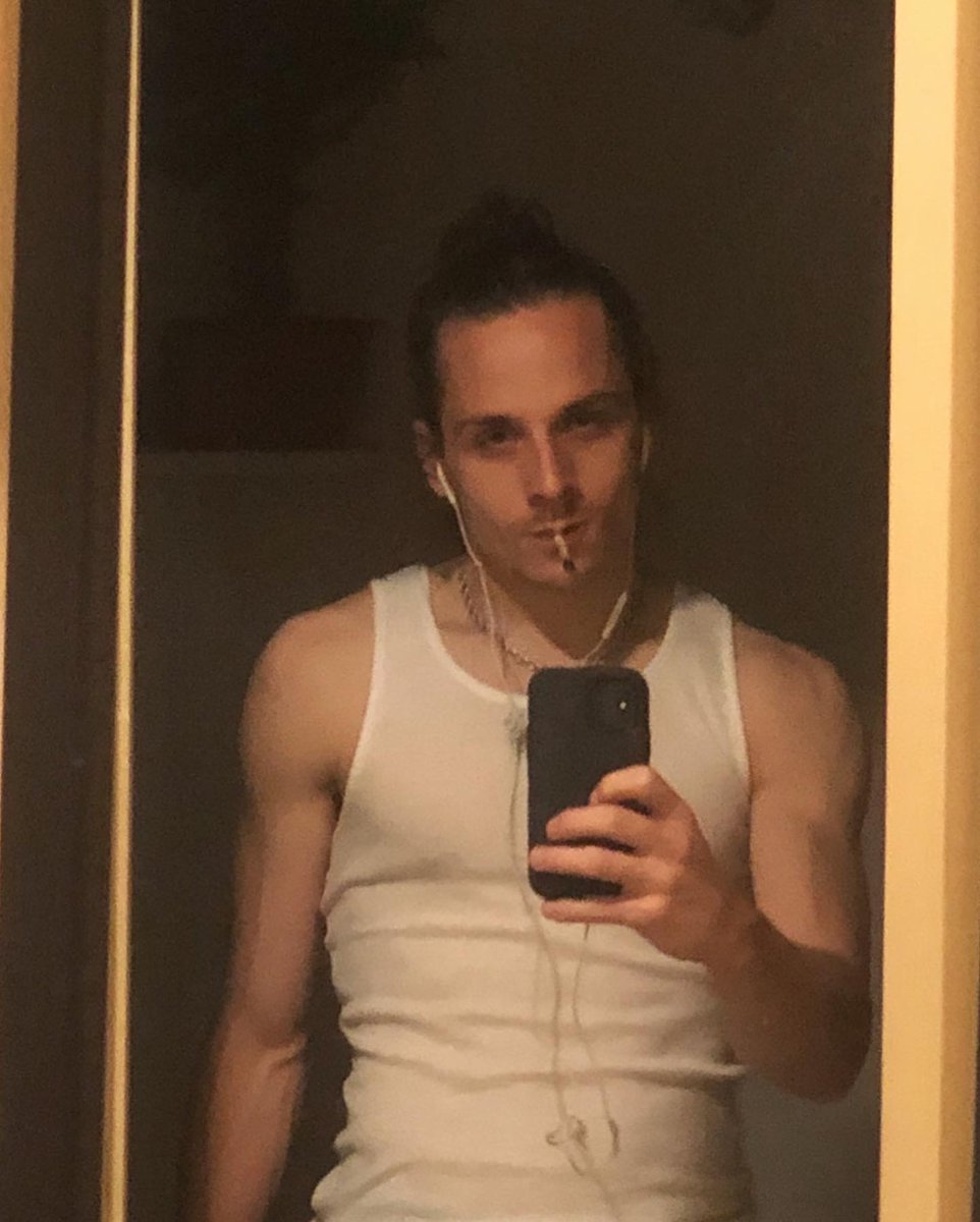 seko_house's tweet photo. ¿ free drugs ?
stream: https://t.co/XpqnqD8Oot https://t.co/fJO4tFmkWc