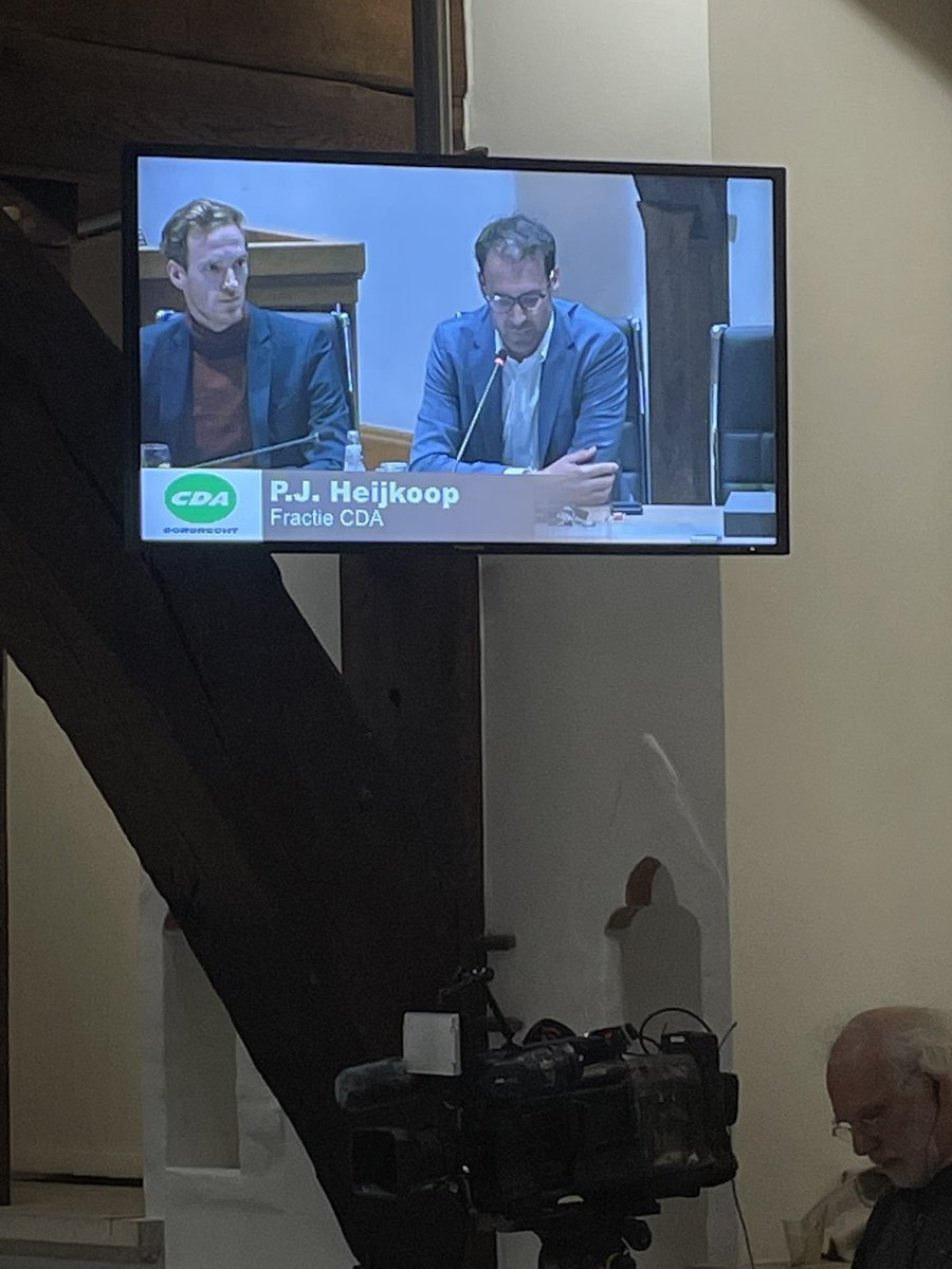 CDA Dordrecht (@cdadordrecht) on Twitter photo Het #duidingsdebat is in volle gang. Dankbaar en blij dat we vier zetels mochten behouden als <a href="/CDADordrecht/">CDA Dordrecht</a>. Betrouwbaarheid, samenwerking en bestuurskracht zijn elementen die het #CDA graag in een nieuw te vormen #coalitie terugziet. π¦πΉπ Het #duidingsdebat is in volle gang. Dankbaar en blij dat we vier zetels mochten behouden als <a href="/CDADordrecht/">CDA Dordrecht</a>. Betrouwbaarheid, samenwerking en bestuurskracht zijn elementen die het #CDA graag in een nieuw te vormen #coalitie terugziet. π¦πΉπ