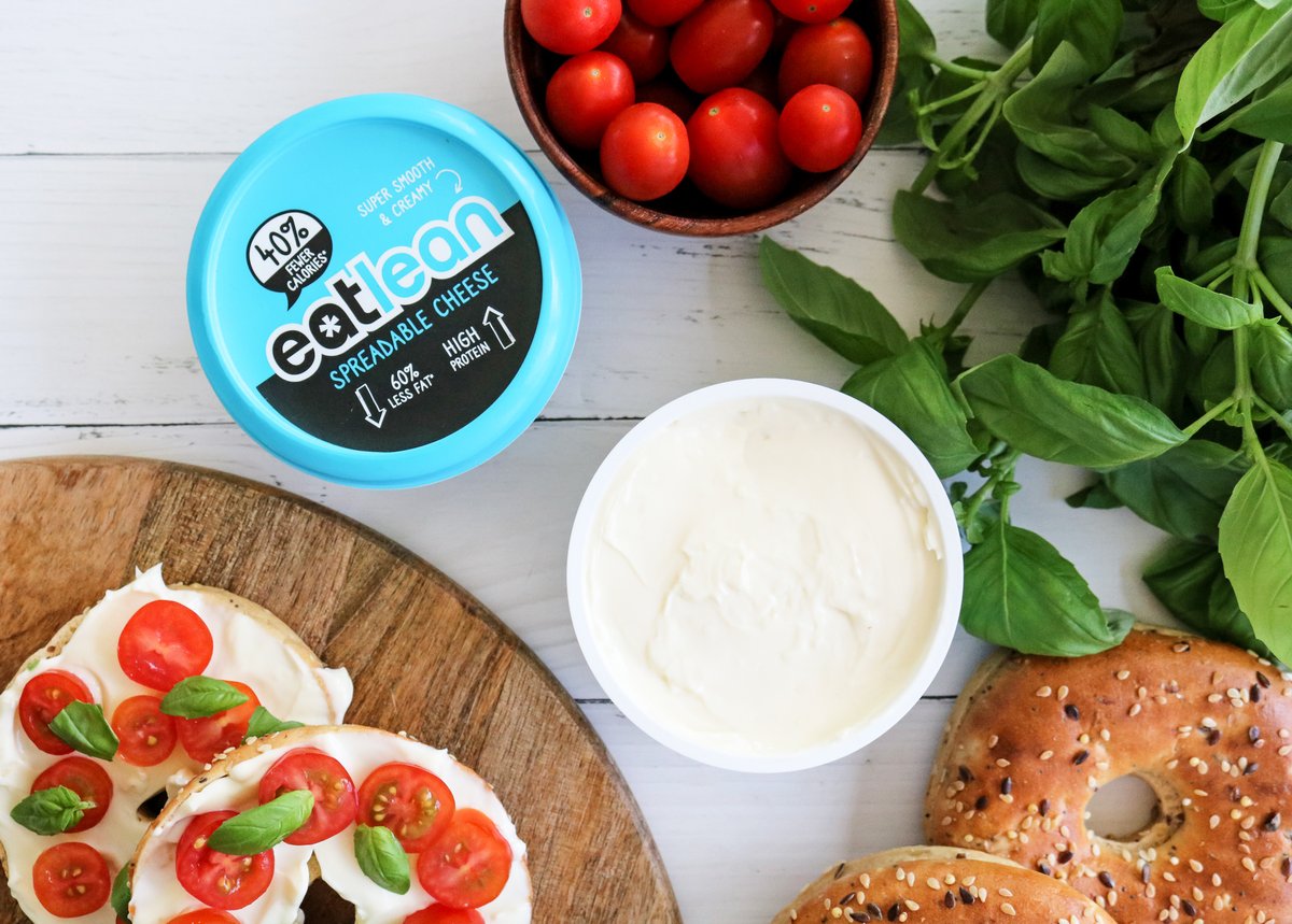 eatleancheese's tweet photo. Now that it's almost spring, will you be joining us in getting those bagels in the toaster, spreading cheese all over them and adding salad leaves and tomatoes for colour?🥯🧀🍅🥗
#CheeseSpread #Spreadable #CheeseBagels https://t.co/RwJBmczLoK