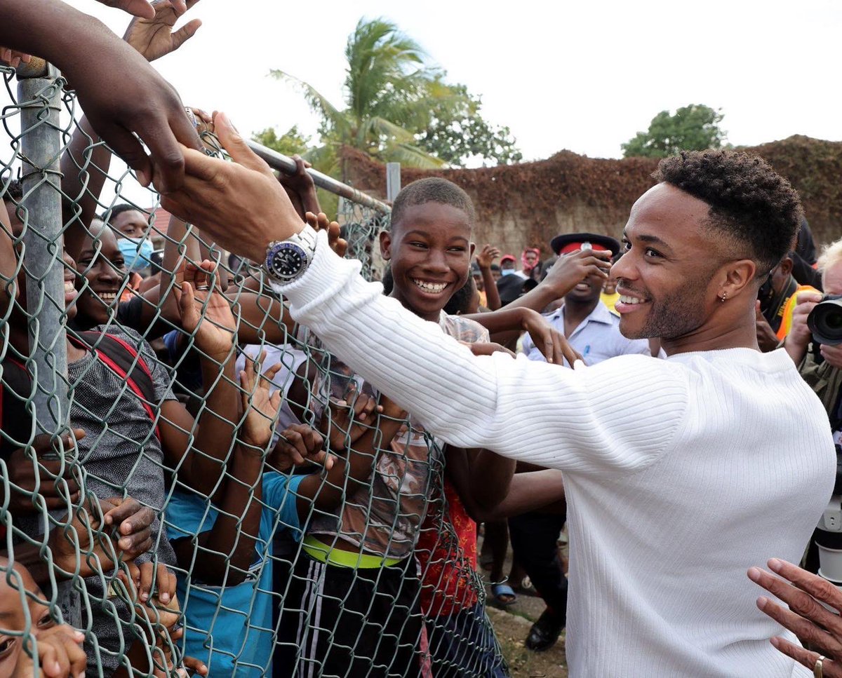 sterling7's tweet photo. Took a trip back to where it all started on behalf of the @RSfoundation. Big Plans and we’ve only just got started. 💪🏾

It was an honour to host the Duke and Duchess of Cambridge in Jamaica! 🇯🇲

Look who showed up for a kick about ⚽ https://t.co/b1rDf8gnbh