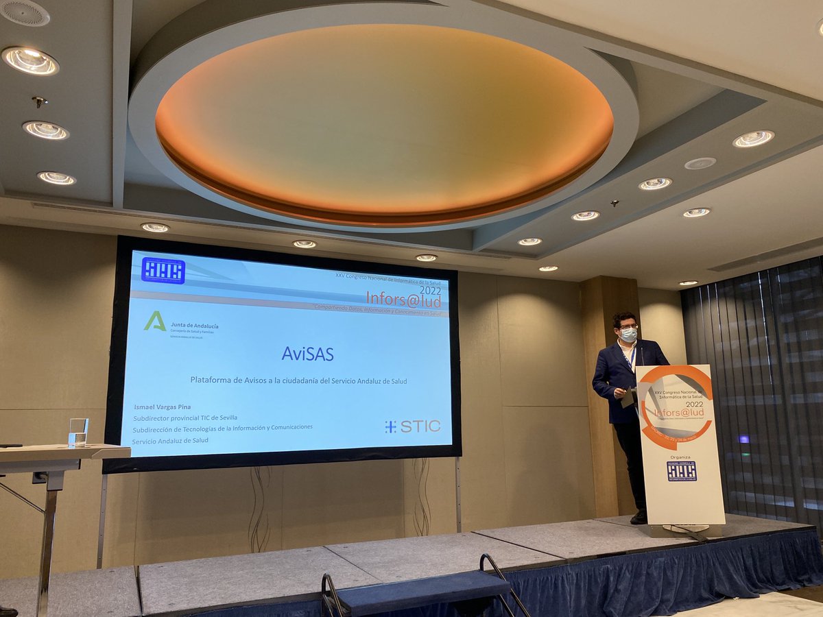 clparrac's tweet photo. Ismael Vargas de #STIC de ⁦@saludand⁩ presenta #AVISA herramienta de comunicación con usuarios del Sistema Sanitario Público de #Andalucía #SSPA en #Inforsalud22 ⁦@SEISeSalud⁩ https://t.co/8SnK9V5iR4