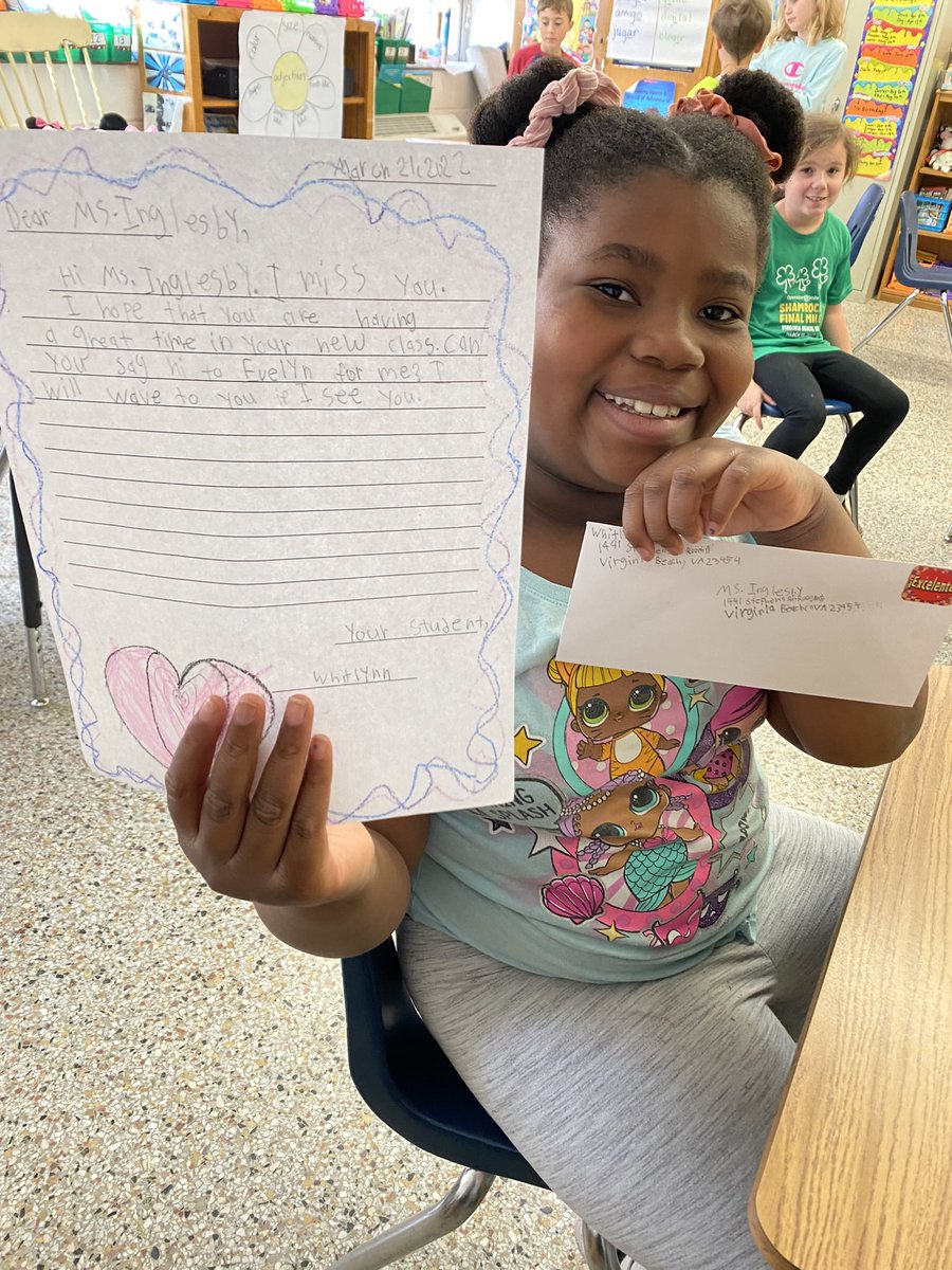 kendra_randolph's tweet photo. YOU’VE GOT MAIL! Our letters have been sent out to Alanton teachers and staff! Thank you so much for participating in Second Grade’s friendly letters unit! @AlantonAstros @lear_ning https://t.co/y5Nc9hhxUX