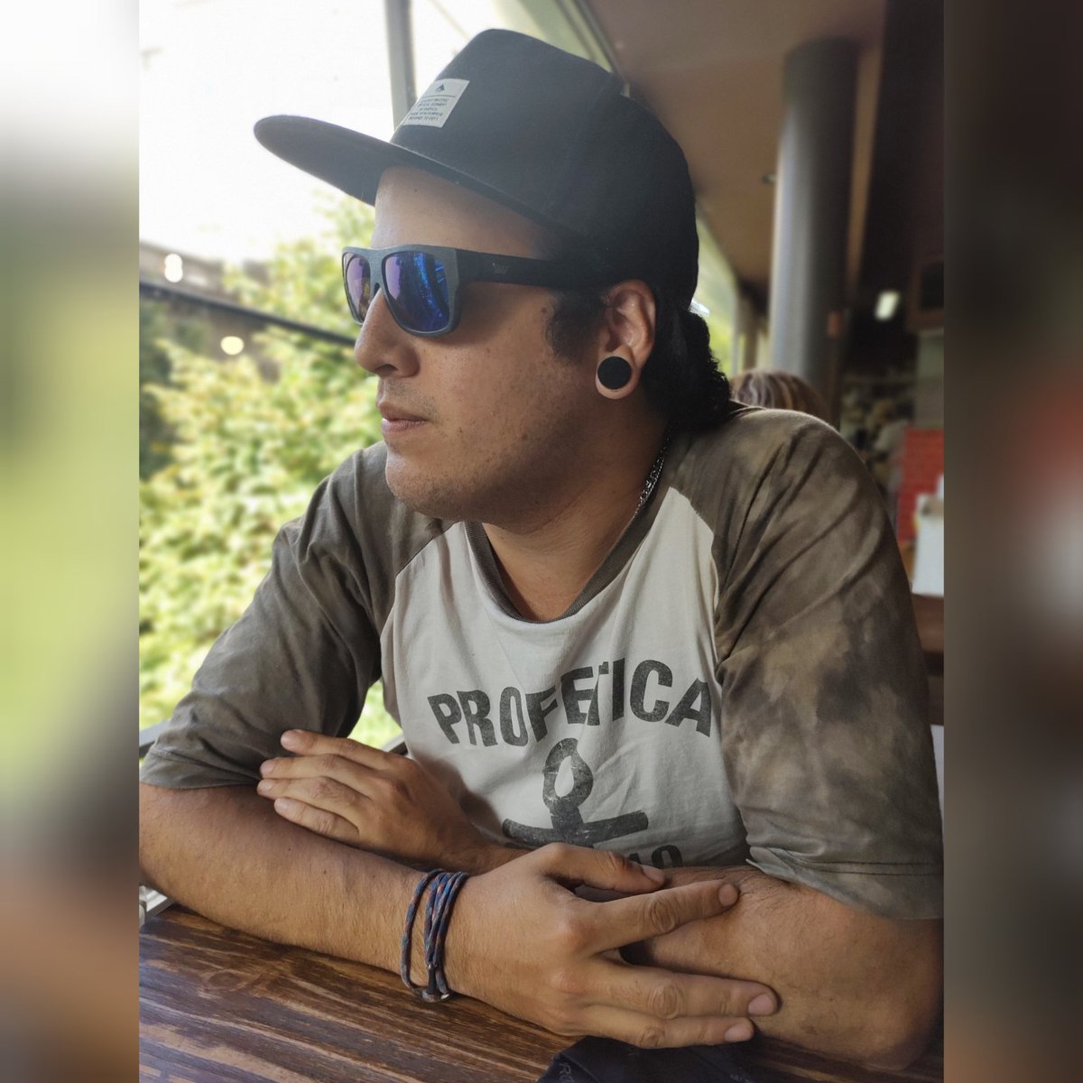 Davidhopeok's tweet photo. #NuevaFotoDePerfil
#Prevalecer https://t.co/0dmoHGsd5K