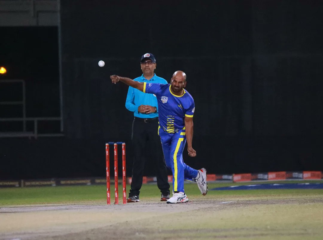TheOmanCricket's tweet photo. Here are some 📸 from the extravagant #FanCodeOmanD10 's Final! 🏏

#OmanCricket https://t.co/KPatXurJFc