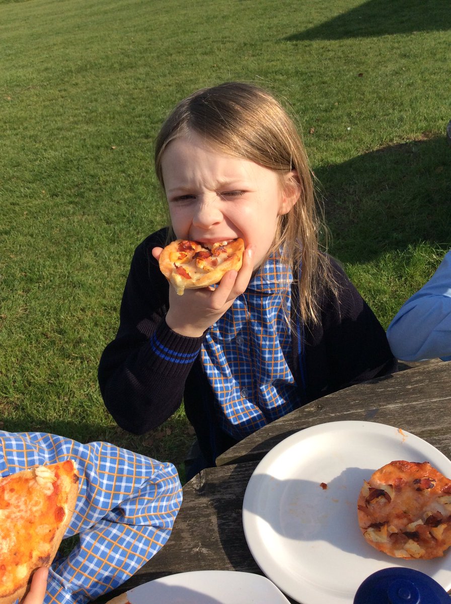 StMargs_Year3's tweet photo. No cookery unit is complete without the much anticipated taste test! All pizzas were devoured and enjoyed @StMargaretsPrep! #StMargsDT #PizzaMaking https://t.co/p6zOfPXknZ