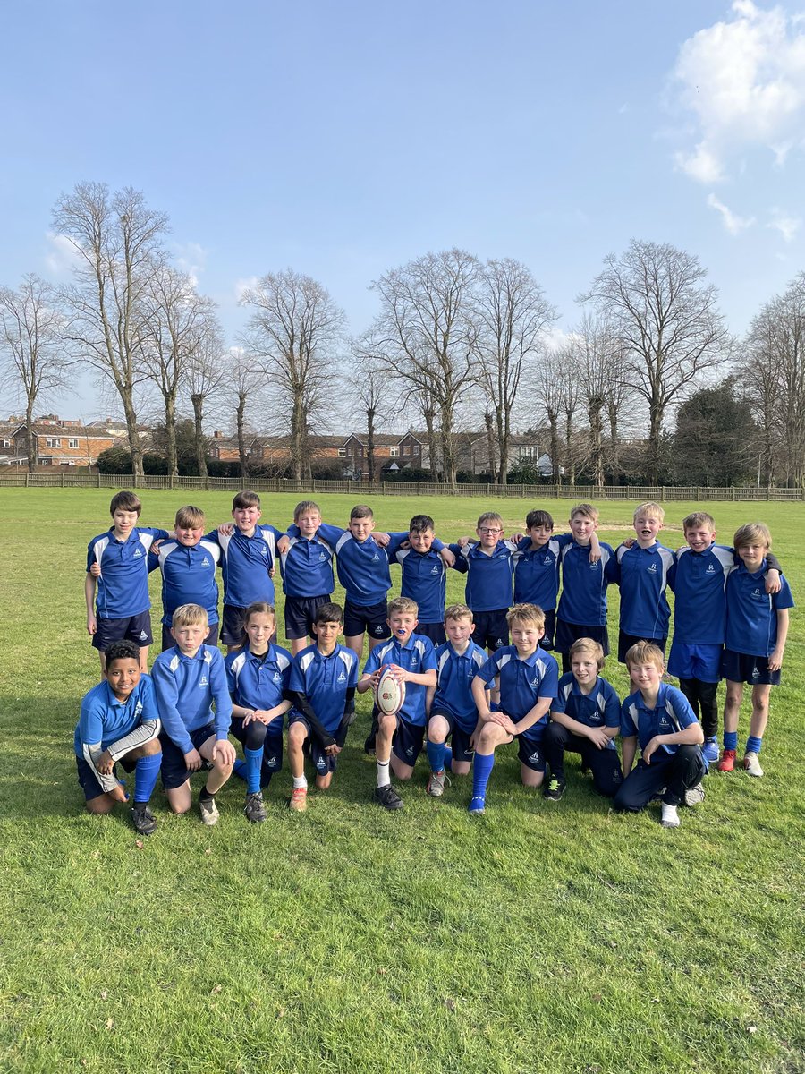It has been a great week for our Y6 sports teams. Today our Y6 football team advanced to the North Bedfordshire final with a 2-1 win against a strong Hazeldene team ⚽️ Yesterday our Y6 rugby teams finished 2nd and 7th in the district rugby tournament 🏉 #LetsGoHenlow