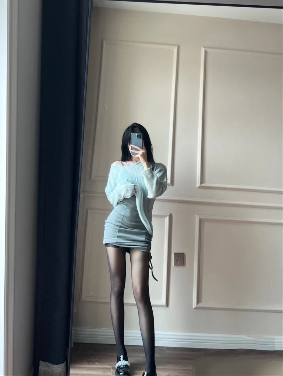 nidexiaojiejie1's tweet photo. Someone came to this world just to be tortured by me
 #丝袜脚底 #调教直男 #调教视频 #贱狗舔脚 #黑丝诱惑 #黑丝控 #原味丝袜 https://t.co/mZZC1H1I6H