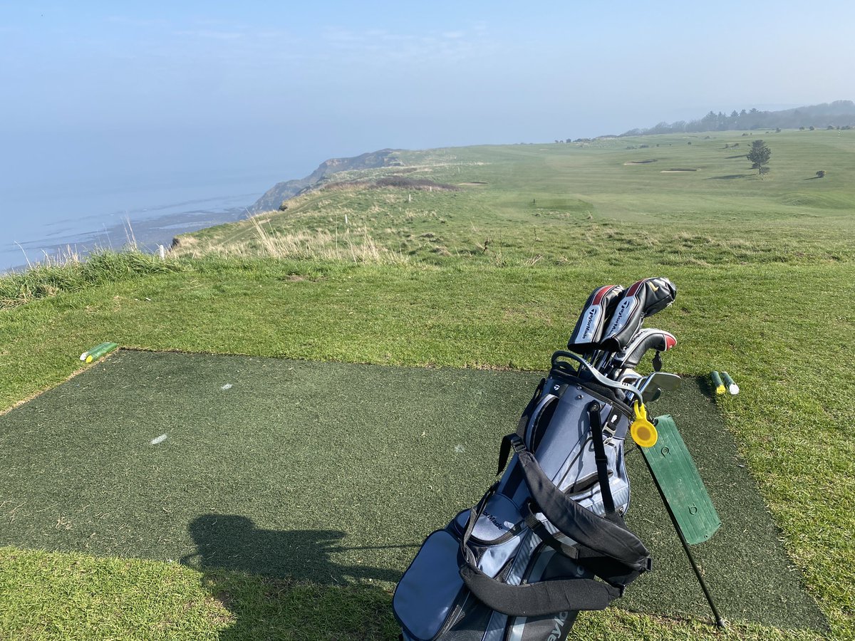 TJA_evonet's tweet photo. First game of the year. Perfect sun, no wind, two &amp; half hours to get round. If only the putter had been working better. But I’ll take that as a start 🏌🏻‍♂️🏌🏻‍♂️🏌🏻‍♂️#golf #goodwalkspoiled #itcanonlygetworse https://t.co/jfgxQgmUGt