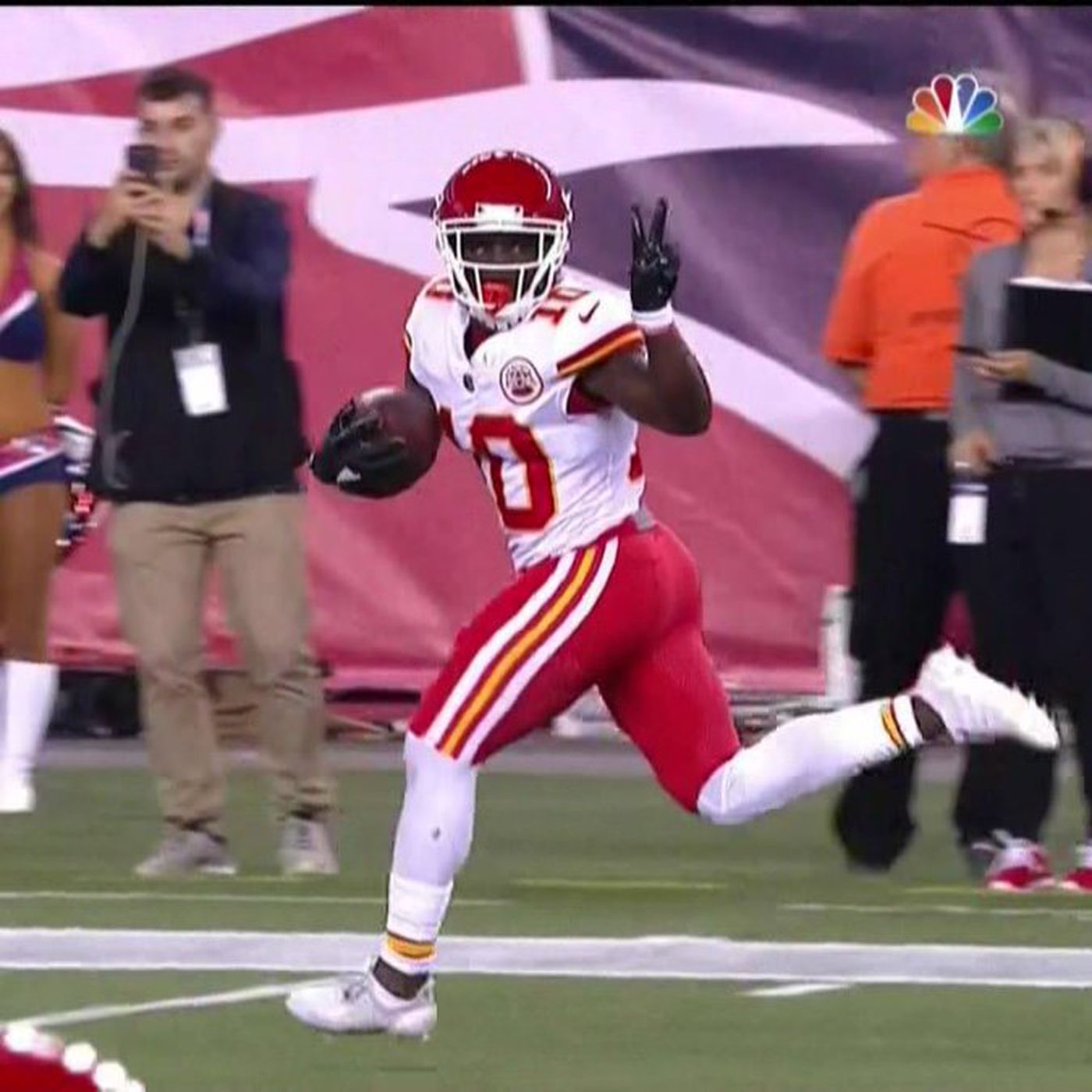 Pickswise on Twitter "Tyreek Hill trade details ⬇️ Dolphins get