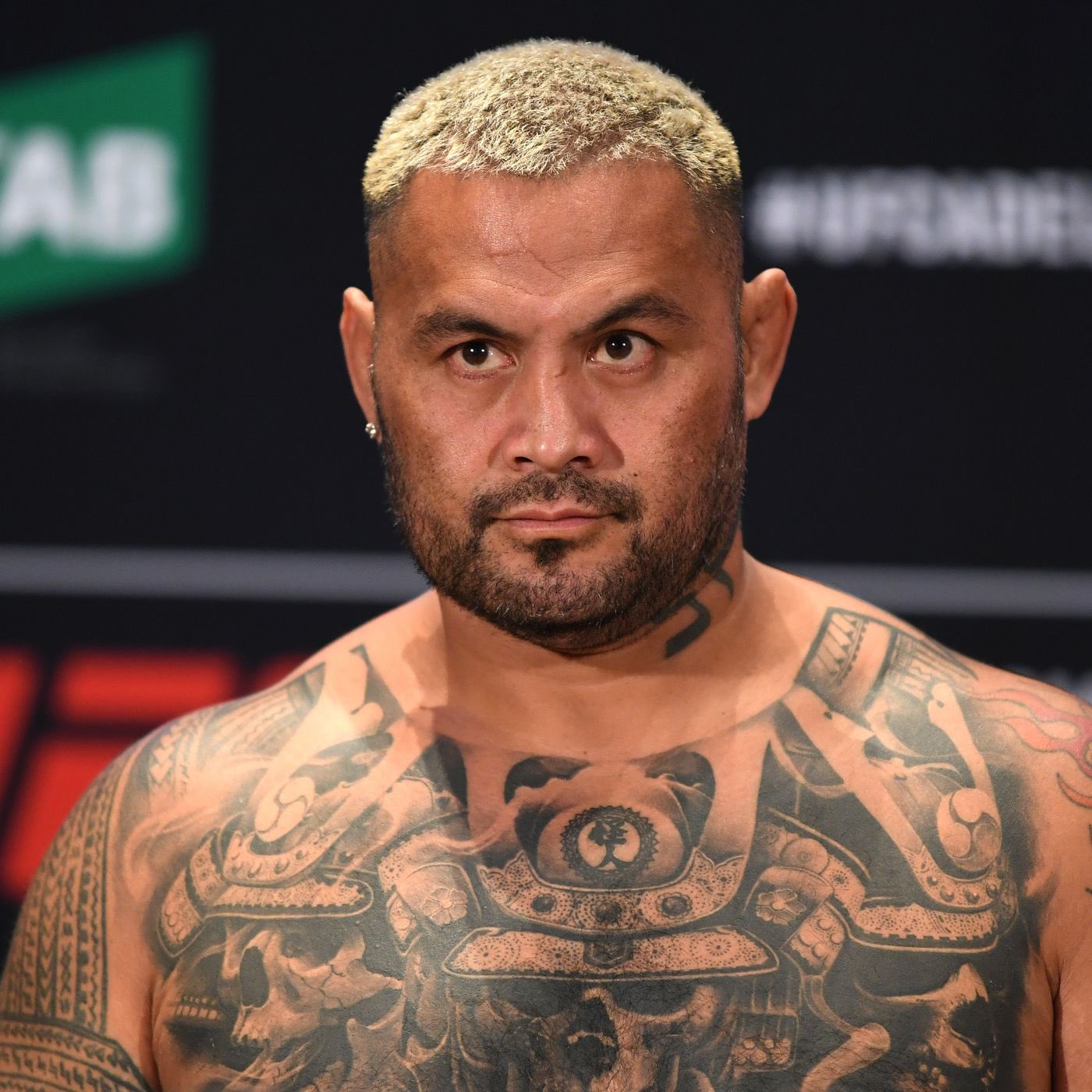  Happy 48th birthday to former UFC heavyweight Mark Hunt!  