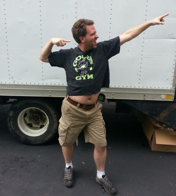 IamMattPaxton's tweet photo. Suns out, Guns out!  Let's do this. Back on the job cleaning out a home and I found this bad boy. Why did we stop wearing 1/2 shirts? What's your favorite fashion faux pas from the past? https://t.co/vBNHqyBM2h