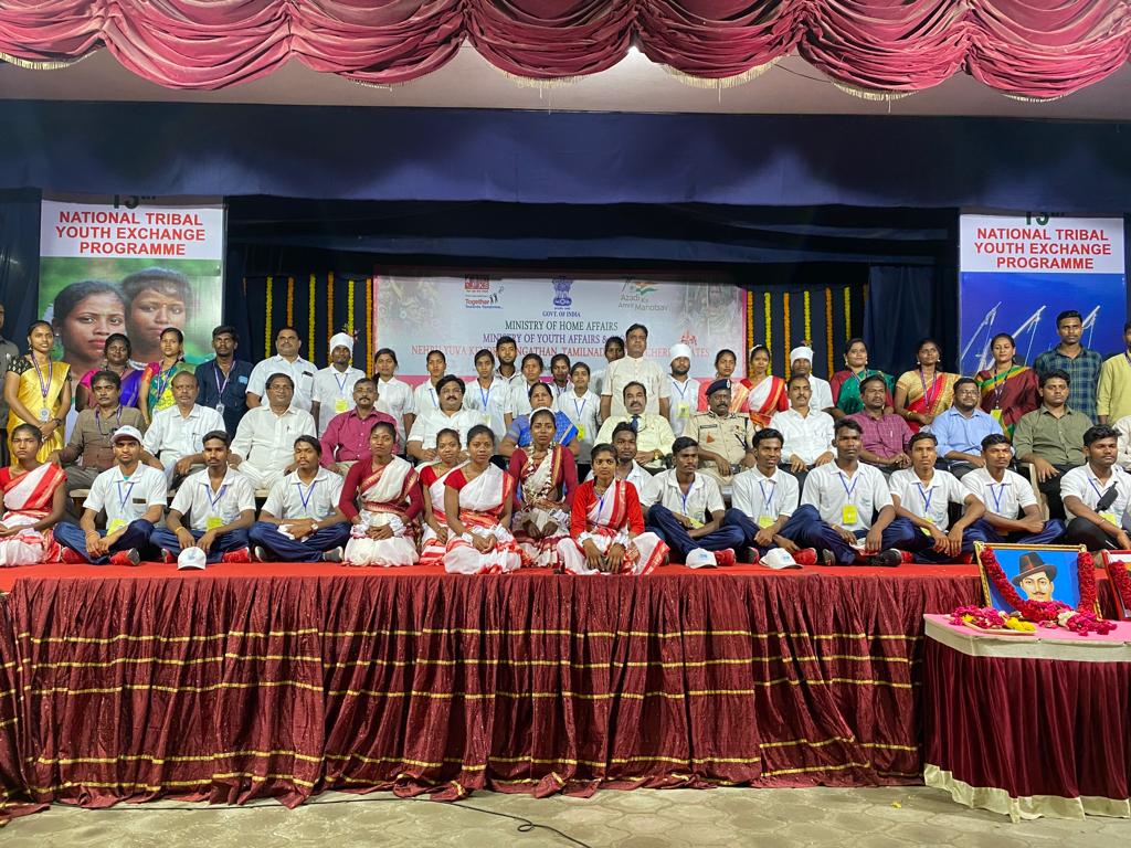 Indian_tnypc's tweet photo. தேசிய பழங்குடியினர் இளைஞர் பரிமாற்ற நிகழ்ச்சி நடைபெற்றது அதில் எங்கள் அன்புக்குரிய அண்ணன் JMH ஆசான் மௌலானா வேளச்சேரி MLA மற்றும் @Kayalvizhi_N  ஆதி திராவிடர் பழங்குடியினர் நலத்துறை அமைச்சர் மற்றும் @dhinakaran1464 CRPF (DIG) கலந்துகொண்டனர்.@Hassan_tnpyc @Vimal_tnpyc @AICCMedia https://t.co/wmJVA5ZI0B