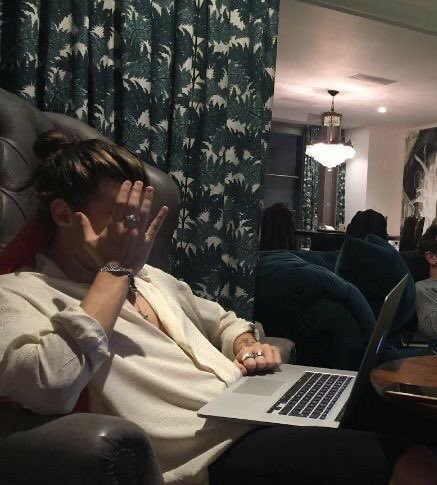 lhhcomfort's tweet photo. #YouAreHome #HarryStyles https://t.co/pPBdqncRlz
