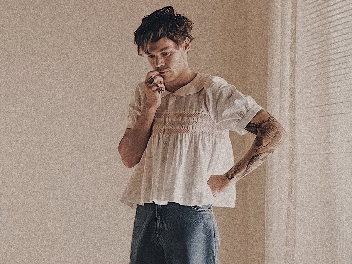 ⠀⠀
⠀⠀
⠀ ⠀⠀ ⠀ week-end à rome,
⠀ ⠀⠀ ⠀ tous les deux sans personne.
⠀ ⠀⠀ ⠀ florence, milan,
⠀ ⠀⠀ ⠀ s'il y a le temps 🦢 ˎˊ˗
⠀⠀