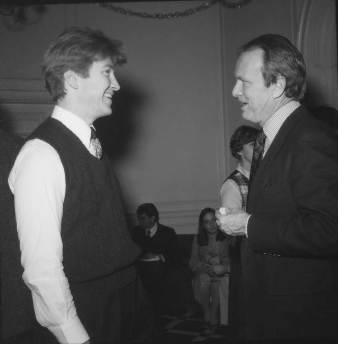 AmericanFilm's tweet photo. On George Stevens Jr.'s 90th birthday, we salute AFI's Founding Director for his enduring passion for the arts and his life-long commitment to the moving image. #afifamily #afi #georgestevensjr https://t.co/3pj2tUFsgS
