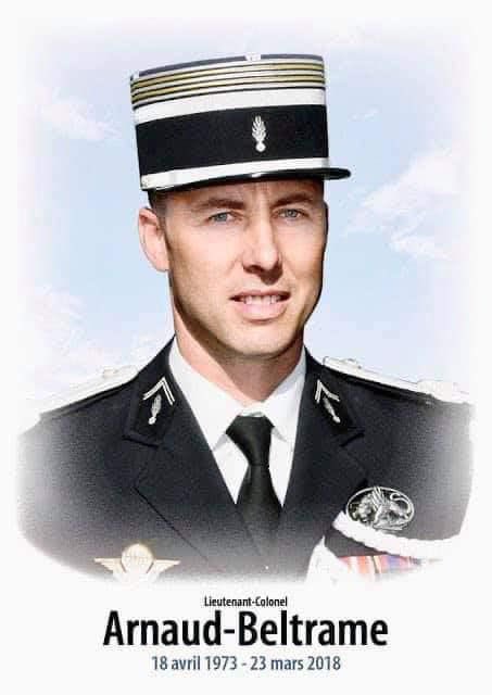 Hommage à Arnaud Beltrame, gendarme tombé pour la France 
#arnaudbeltrame #gendarme #france