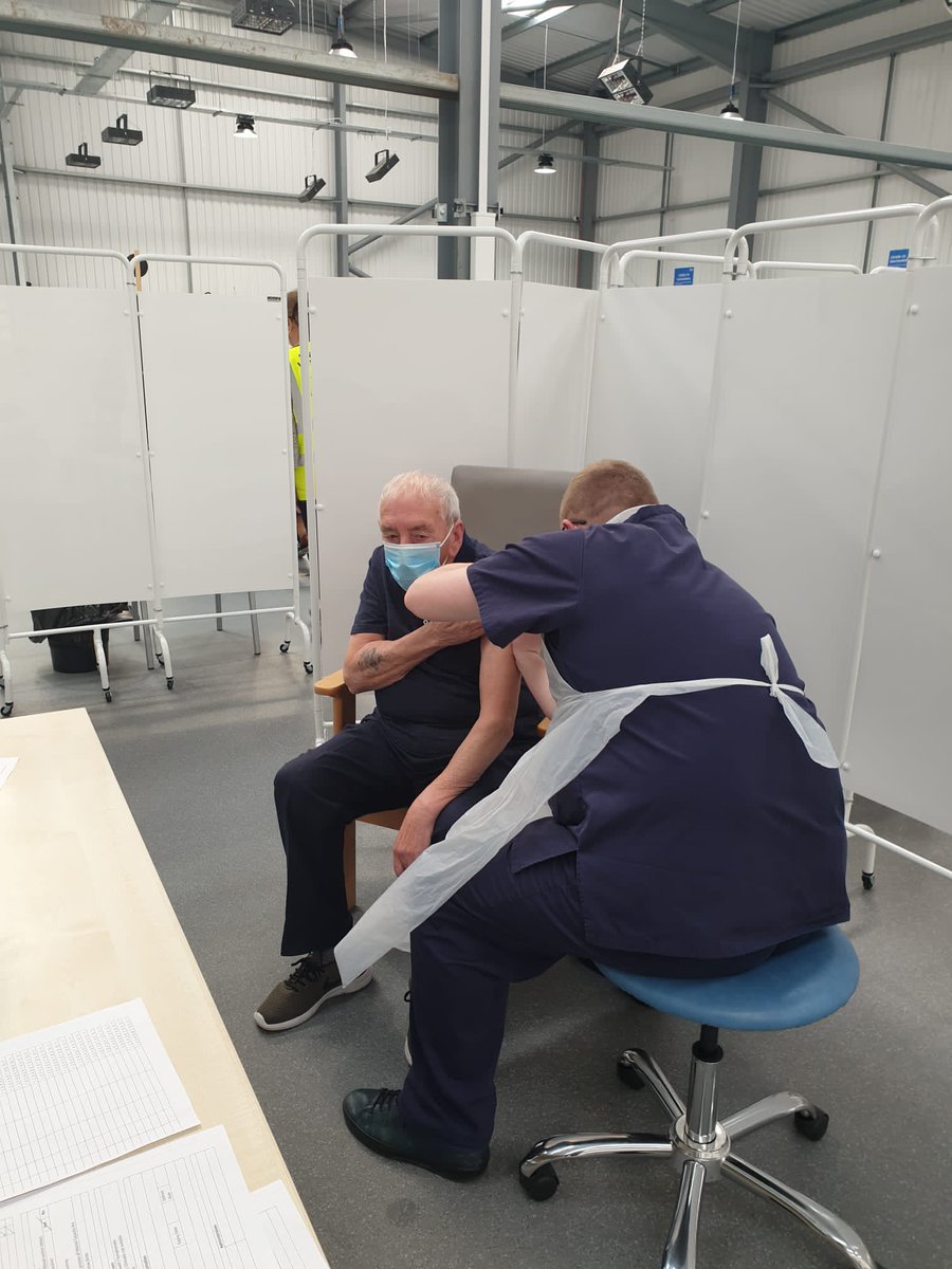 TunstallVaccinationCentreMPFT tweet media